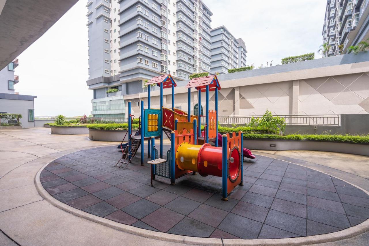Cozy 2-Bedroom For 4 Pax With Pool - Subang Jaya Esterno foto